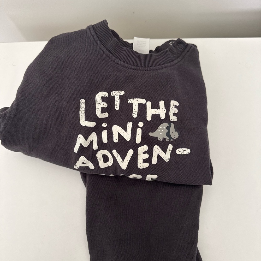 Zara Black Graphic Sweatshirt and Pants Set